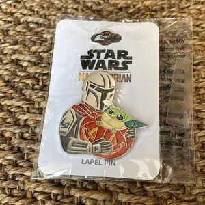 Star wars grogu mandalorian pin pumkin halloween